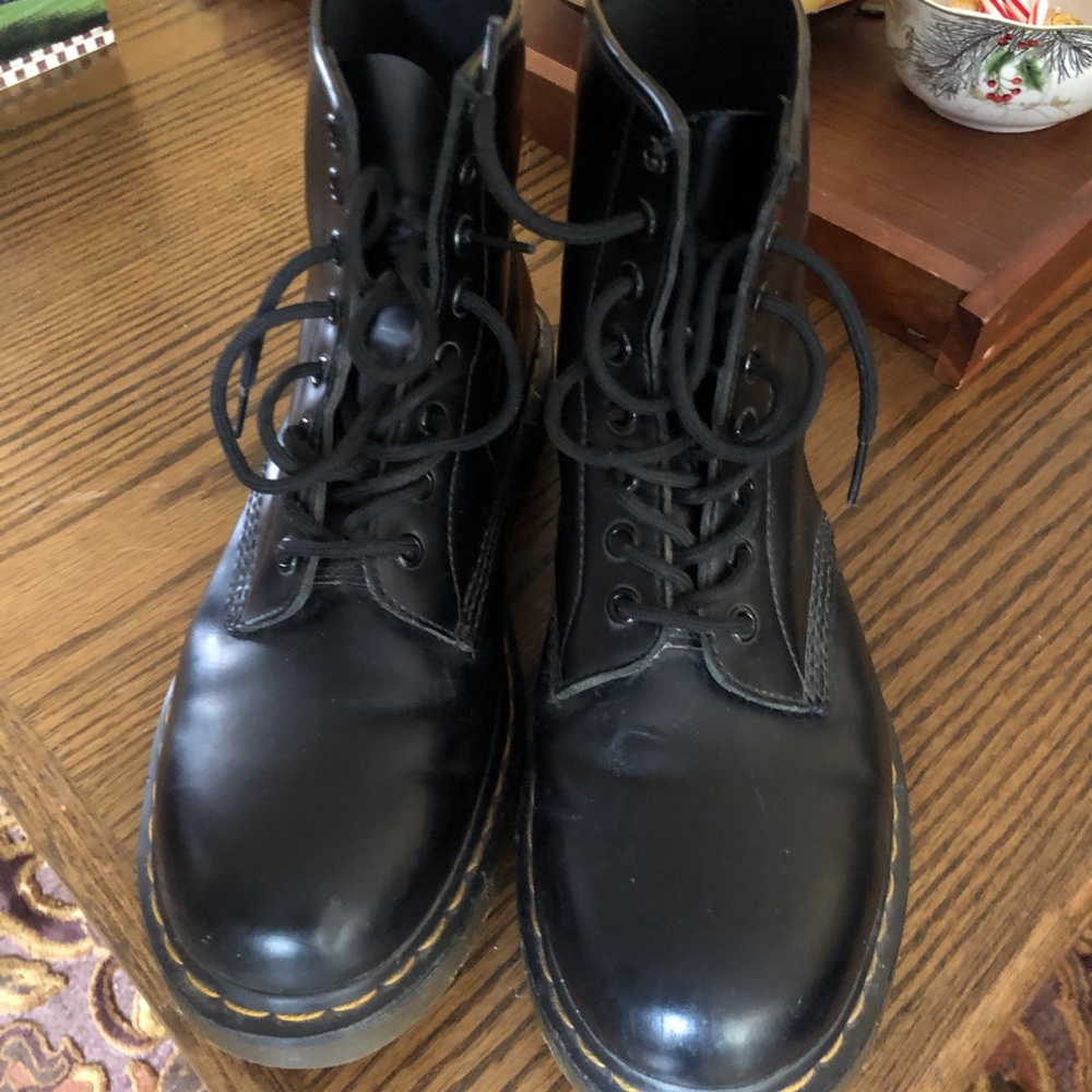 Dr. Martens Men’s Combat Boots